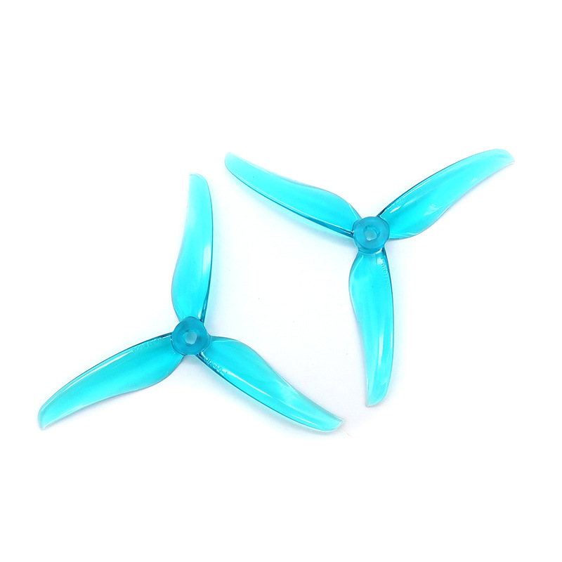 زوجان من المراوح ثلاثية الشفرا - مراجعة Drone With Rc 2 وسعره